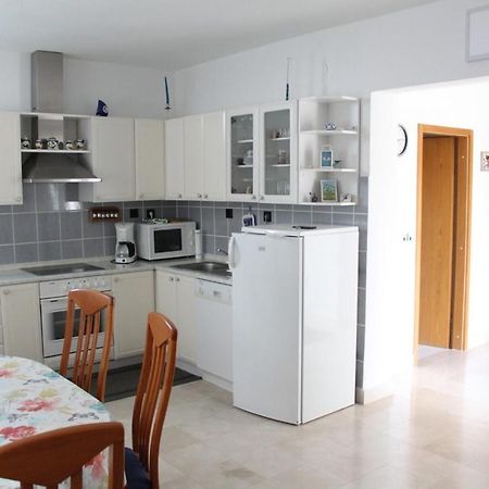 פרימוסטן Apartments Ada מראה חיצוני תמונה