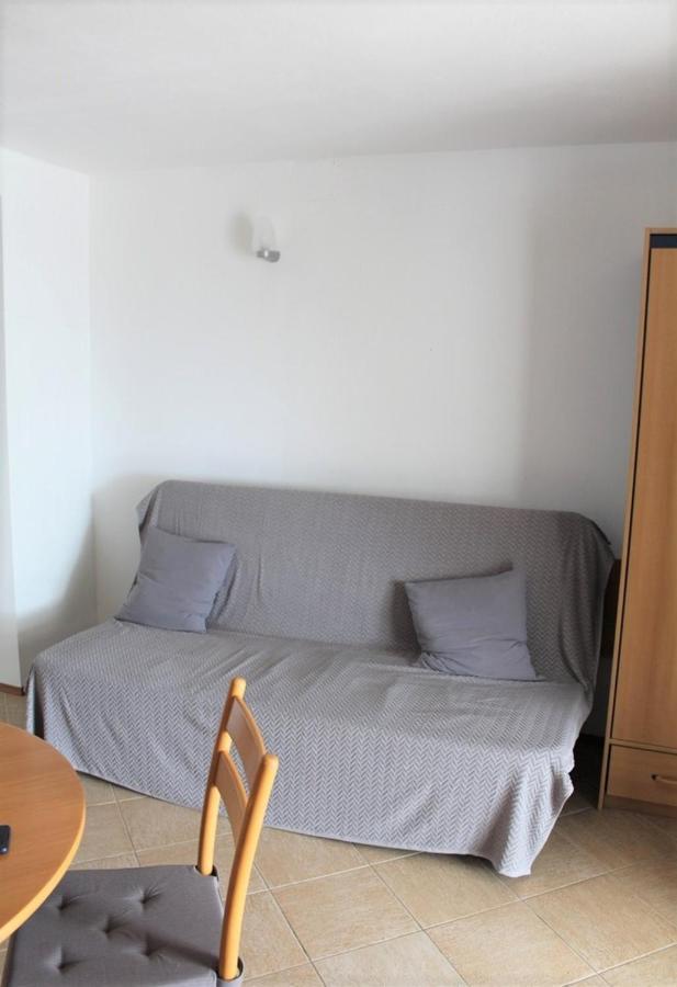 פרימוסטן Apartments Ada מראה חיצוני תמונה