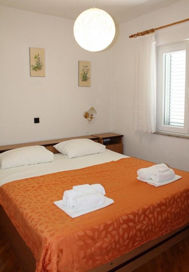 פרימוסטן Apartments Ada מראה חיצוני תמונה